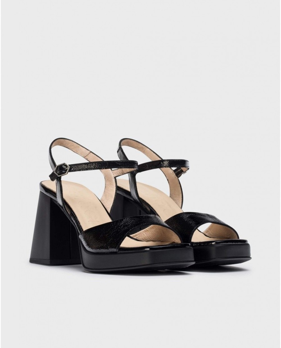 Wonders Black Beatle Sandals | Heels