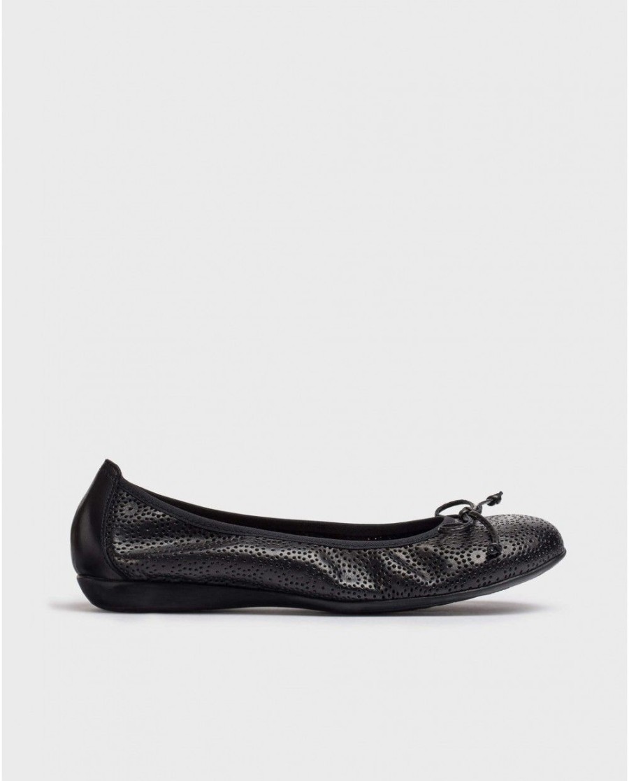 Wonders Black Lace Ballerina | Flat Shoes